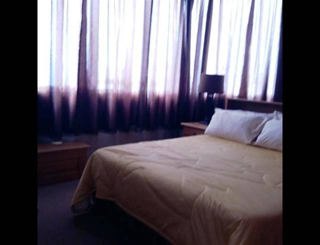 2 BEDROOM FLAT RENTED IN DOONSIDE